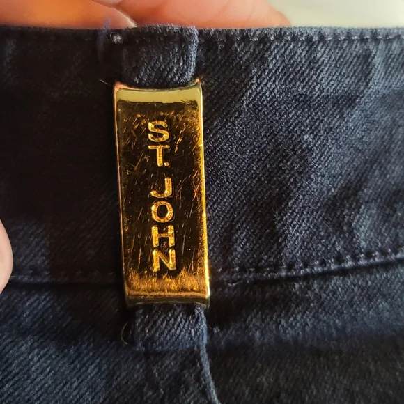 St. John Sport Classic Stretch Fit Wide Leg High Rise Jeans Size 8 Dark Wash - Picture 6 of 11